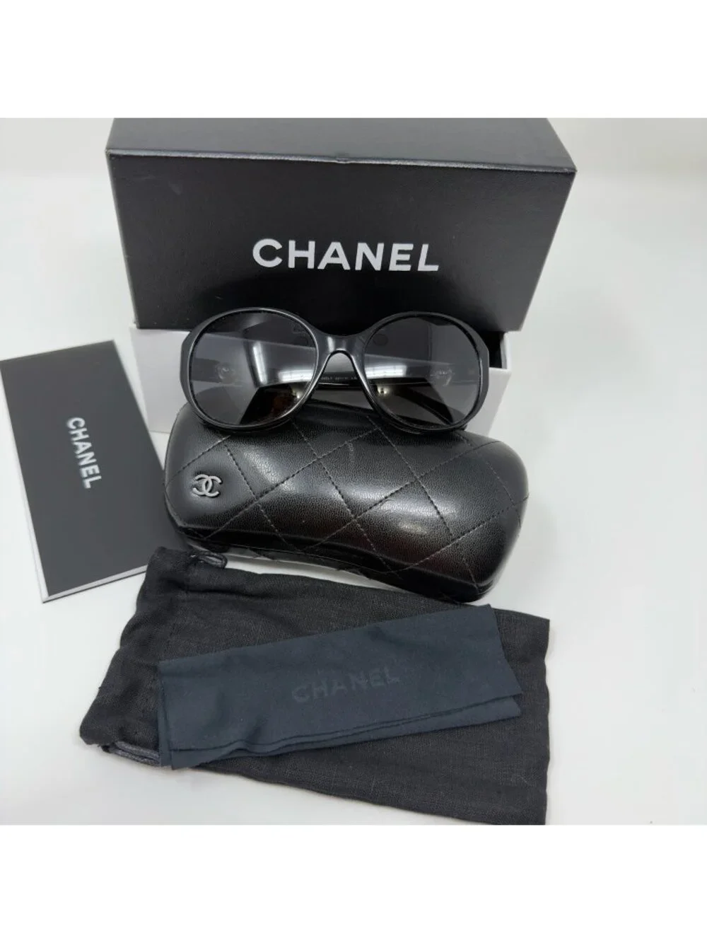 CHANEL CH5211-H Pearl CC Polarized Oversized Black Sunglasses Italy 57mm